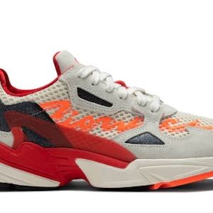 Adidas Falcon Fiorucci “Off White” 7.5 US